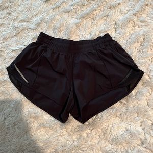 Hotty Hot Low-Rise Lined Short 2.5”